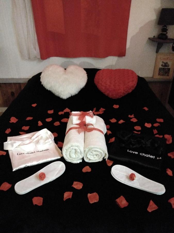 Le Love Chalet Des Alpes Guillestre Buitenkant foto