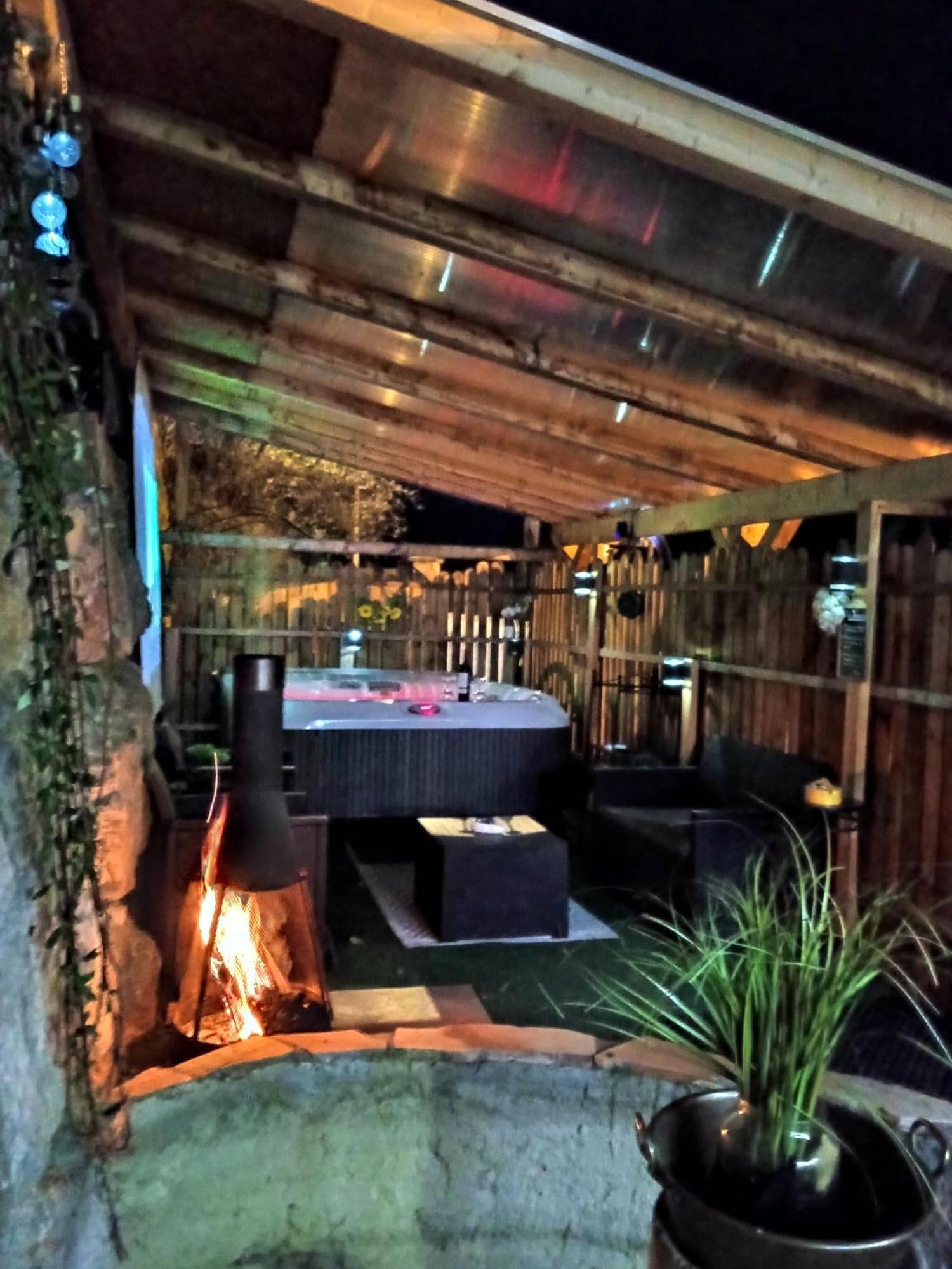 Le Love Chalet Des Alpes Guillestre Buitenkant foto